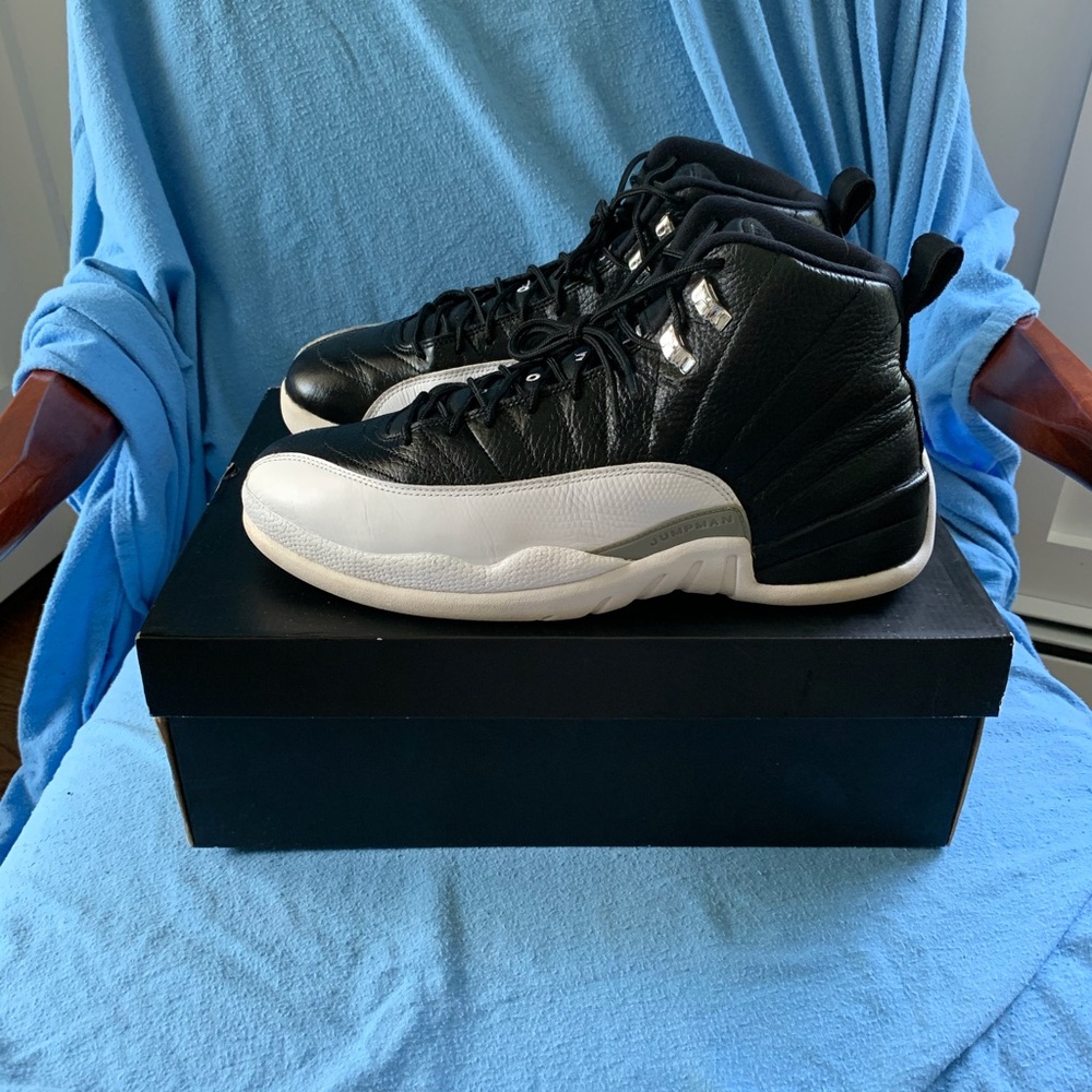 Jordan Retro 12 Playoff - Picture 2 of 8